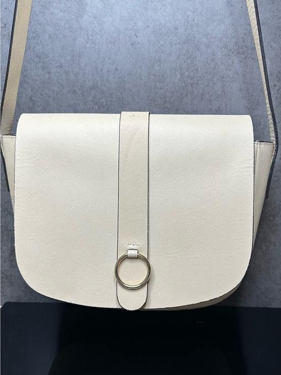 Vittoria Napoli Handbags - Vittoria Napoli Ashley Cream Leather Crossbody Shoulder Bag
